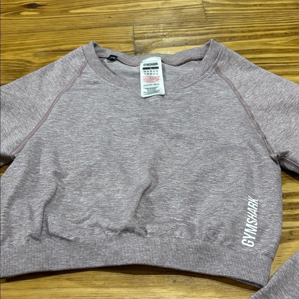 Gymshark Size Small Light Plum Colored Long Sleeve Cropped Workout Top - Picture 3 of 4
